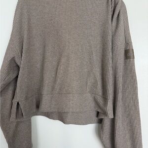 Alo Muse Hoodie in Gravel